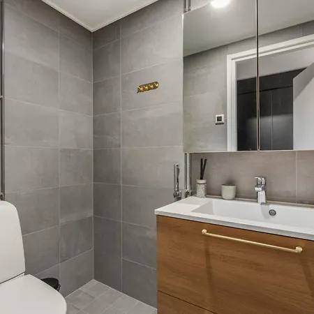Сasa de vacaciones Come In Ilmatar 93sqm Luxury 3bd For 5 People In Centrum Next To Tammelantori *