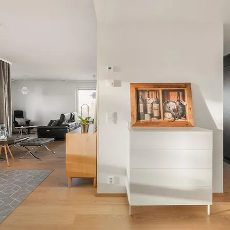 Come In Ilmatar 93sqm Luxury 3bd For 5 People In Centrum Next To Tammelantori *